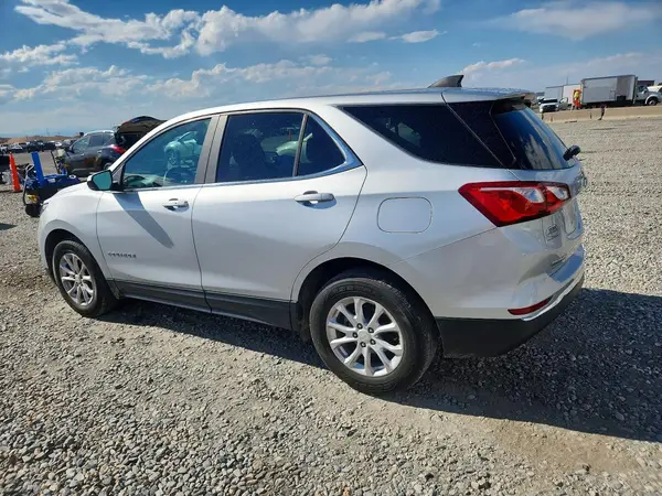 3GNAXUEV5MS105277 2021 CHEVROLET EQUINOX - Image 2