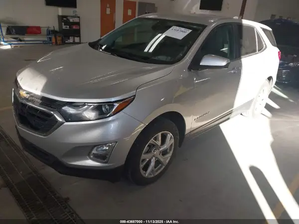 3GNAXUEV5MS155015 2021 CHEVROLET EQUINOX - Image 2