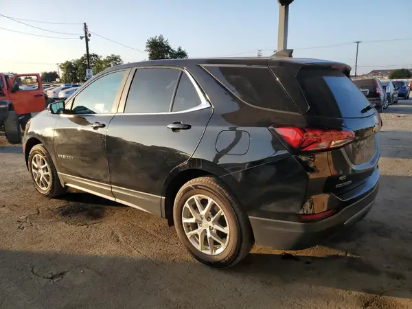 3GNAXUEV5NL115917 2022 CHEVROLET EQUINOX - Image 2