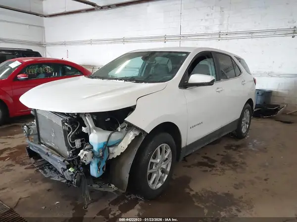 3GNAXUEV5NL157133 2022 CHEVROLET EQUINOX - Image 2