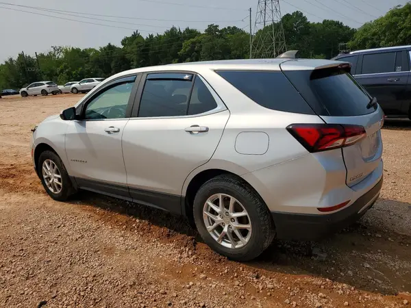 3GNAXUEV5NL170867 2022 CHEVROLET EQUINOX - Image 2