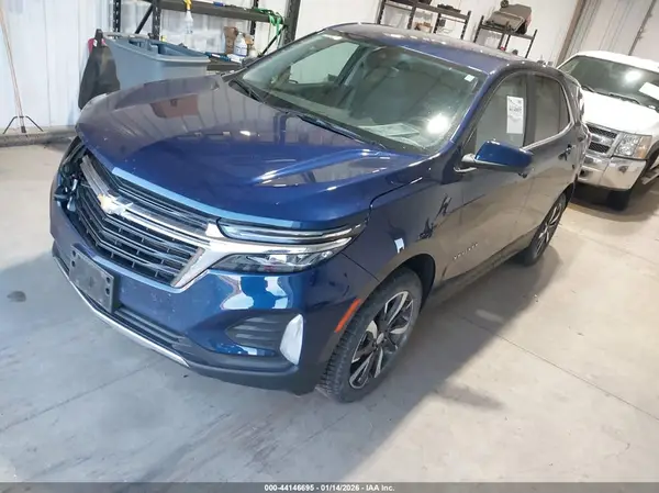 3GNAXUEV5NL181674 2022 CHEVROLET EQUINOX - Image 2