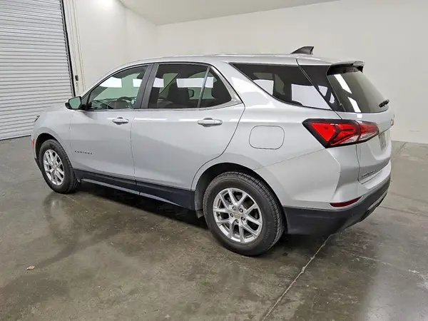 3GNAXUEV5NL189029 2022 CHEVROLET EQUINOX - Image 2