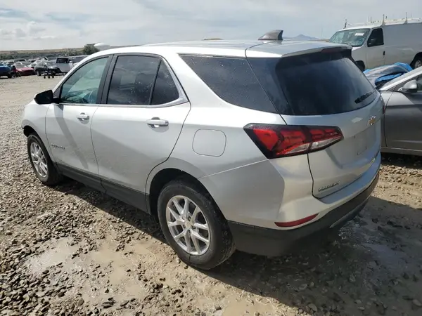 3GNAXUEV5NL203155 2022 CHEVROLET EQUINOX - Image 2