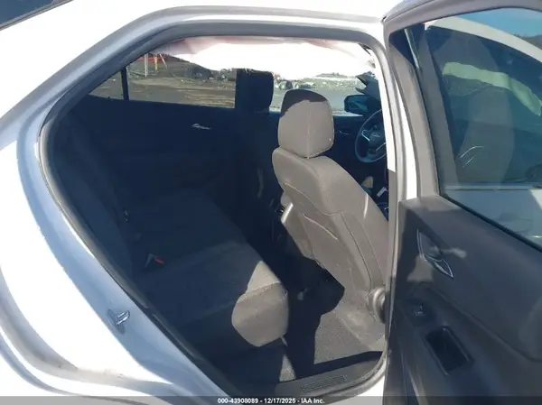 3GNAXUEV5NL218769 2022 CHEVROLET EQUINOX - Image 8