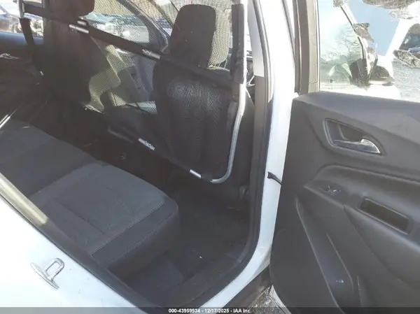 3GNAXUEV5NL242456 2022 CHEVROLET EQUINOX - Image 8