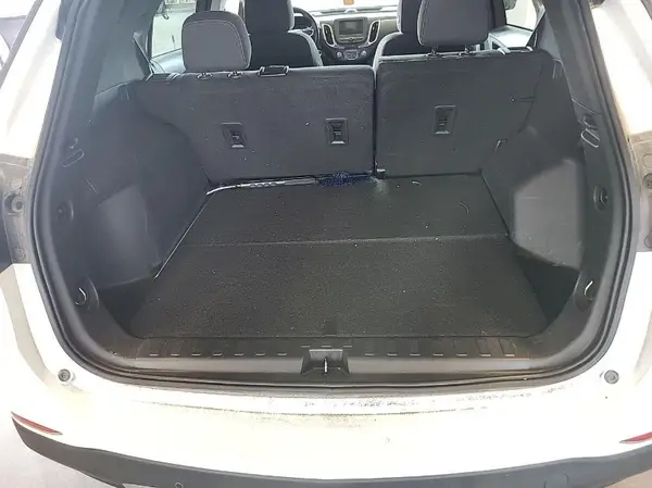 3GNAXUEV5NL246832 2022 CHEVROLET EQUINOX - Image 2
