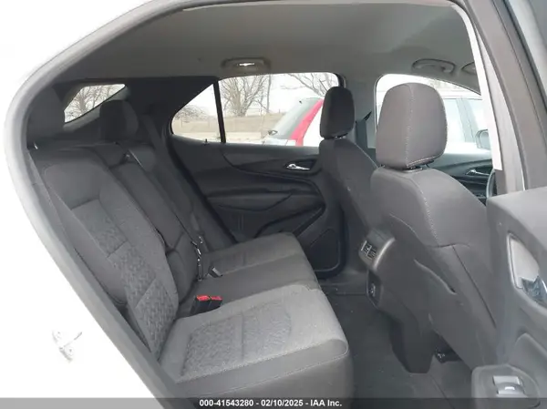 3GNAXUEV5NL249360 2022 CHEVROLET EQUINOX - Image 8
