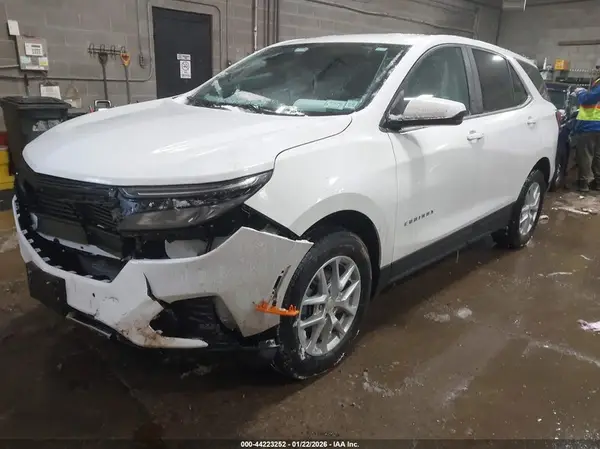 3GNAXUEV5NL262013 2022 CHEVROLET EQUINOX - Image 2