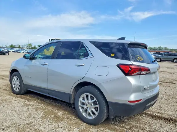 3GNAXUEV5NL268247 2022 CHEVROLET EQUINOX - Image 2