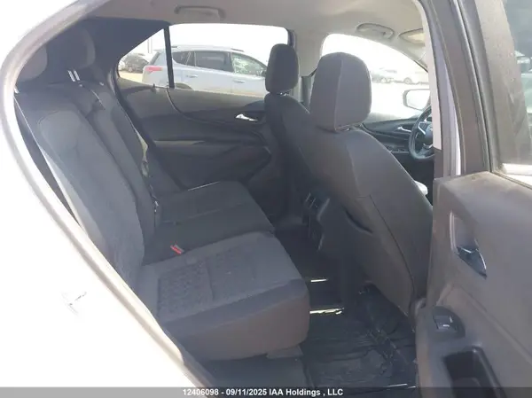 3GNAXUEV5NL274517 2022 CHEVROLET EQUINOX - Image 8