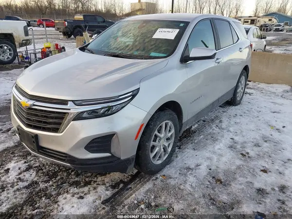 3GNAXUEV5NL277160 2022 CHEVROLET EQUINOX - Image 2