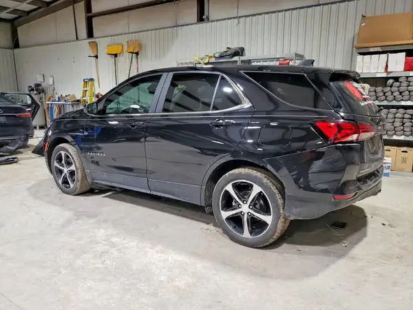 3GNAXUEV5NL279538 2022 CHEVROLET EQUINOX - Image 2