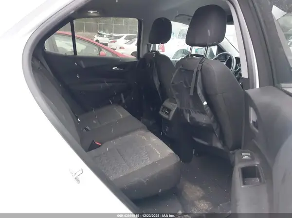 3GNAXUEV5NL293990 2022 CHEVROLET EQUINOX - Image 8