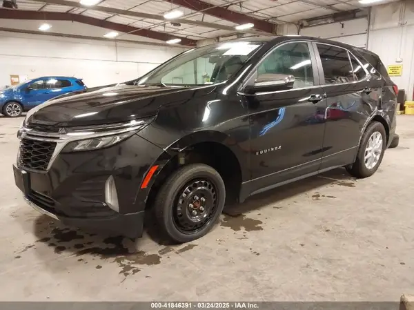 3GNAXUEV5NL302493 2022 CHEVROLET EQUINOX - Image 2