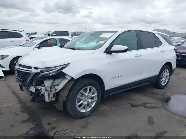 3GNAXUEV5NL306236 2022 CHEVROLET EQUINOX - Image 2