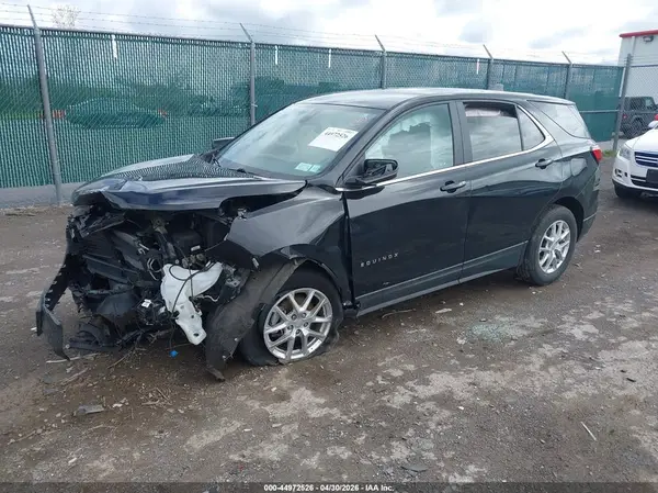 3GNAXUEV5NL312716 2022 CHEVROLET EQUINOX - Image 2