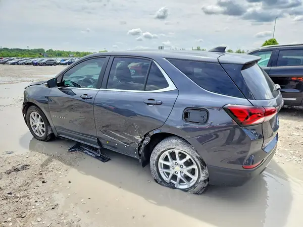 3GNAXUEV5NS204702 2022 CHEVROLET EQUINOX - Image 2