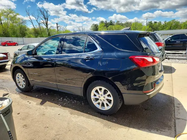 3GNAXUEV6KL180819 2019 CHEVROLET EQUINOX - Image 2