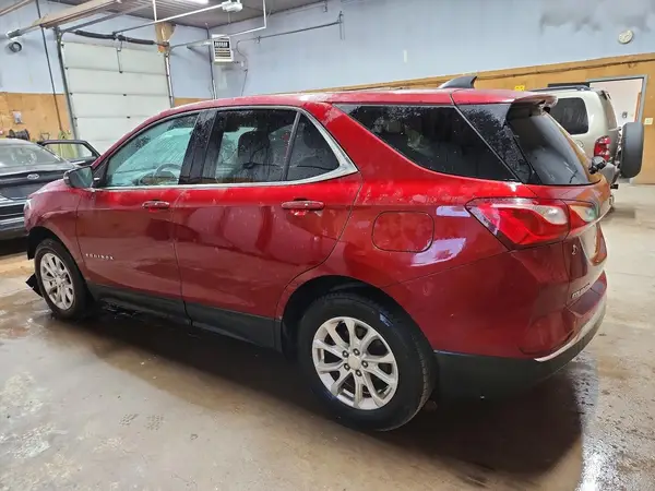 3GNAXUEV6KL199516 2019 CHEVROLET EQUINOX - Image 2