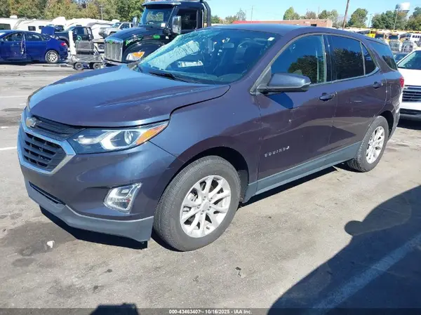 3GNAXUEV6KL261965 2019 CHEVROLET EQUINOX - Image 2
