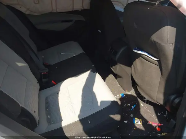 3GNAXUEV6KL263263 2019 CHEVROLET EQUINOX - Image 8