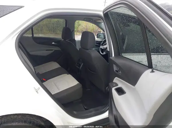 3GNAXUEV6KL296912 2019 CHEVROLET EQUINOX - Image 8