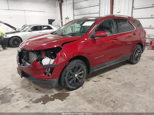 3GNAXUEV6KL301431 2019 CHEVROLET EQUINOX - Image 2