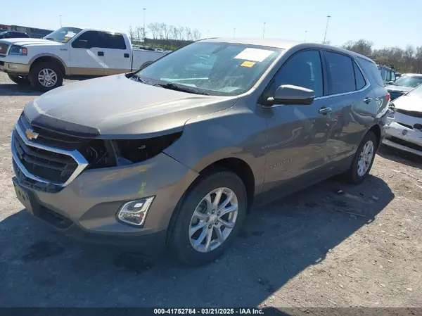 3GNAXUEV6KS539754 2019 CHEVROLET EQUINOX - Image 2