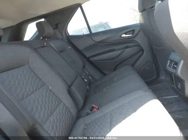 3GNAXUEV6KS539754 2019 CHEVROLET EQUINOX - Image 8