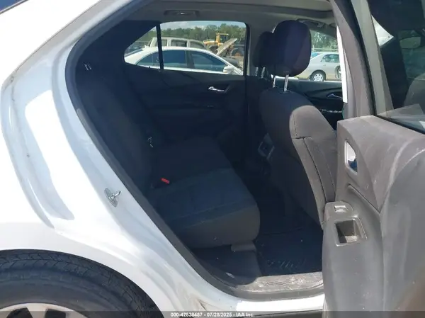 3GNAXUEV6KS590915 2019 CHEVROLET EQUINOX - Image 8