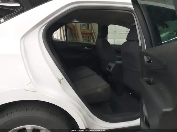 3GNAXUEV6KS604327 2019 CHEVROLET EQUINOX - Image 8