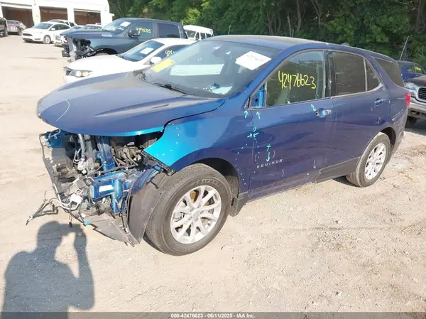 3GNAXUEV6LL214811 2020 CHEVROLET EQUINOX - Image 2