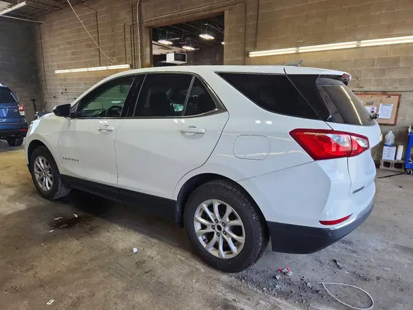 3GNAXUEV6LS686416 2020 CHEVROLET EQUINOX - Image 2