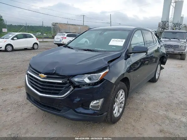 3GNAXUEV6LS692734 2020 CHEVROLET EQUINOX - Image 2