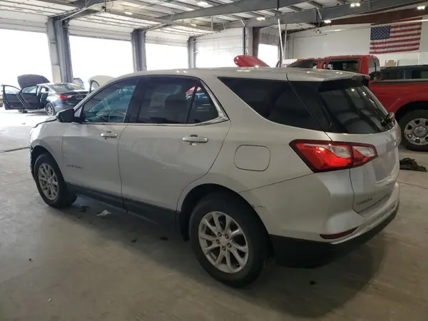 3GNAXUEV6LS735307 2020 CHEVROLET EQUINOX - Image 2