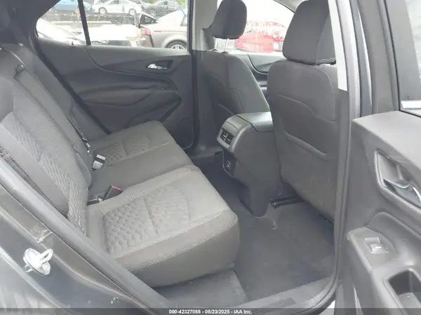 3GNAXUEV6ML302677 2021 CHEVROLET EQUINOX - Image 8