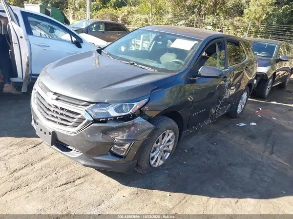 3GNAXUEV6ML388332 2021 CHEVROLET EQUINOX - Image 2