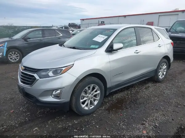 3GNAXUEV6MS181705 2021 CHEVROLET EQUINOX - Image 2