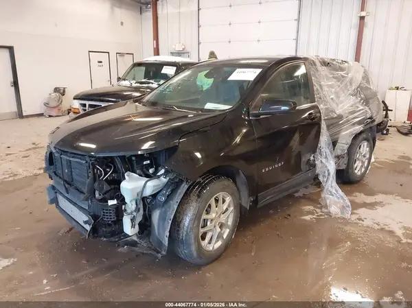 3GNAXUEV6NL145380 2022 CHEVROLET EQUINOX - Image 2