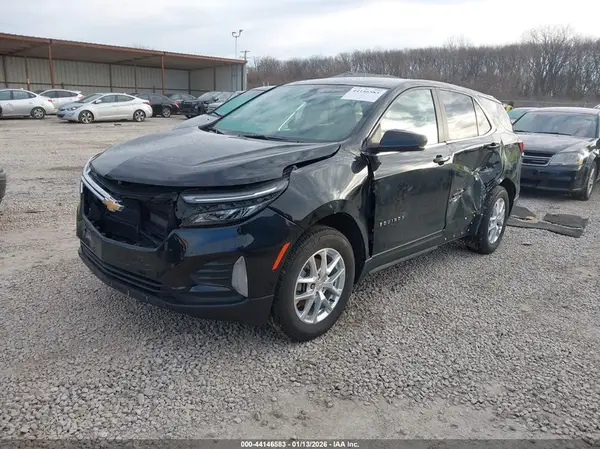 3GNAXUEV6NL152779 2022 CHEVROLET EQUINOX - Image 2