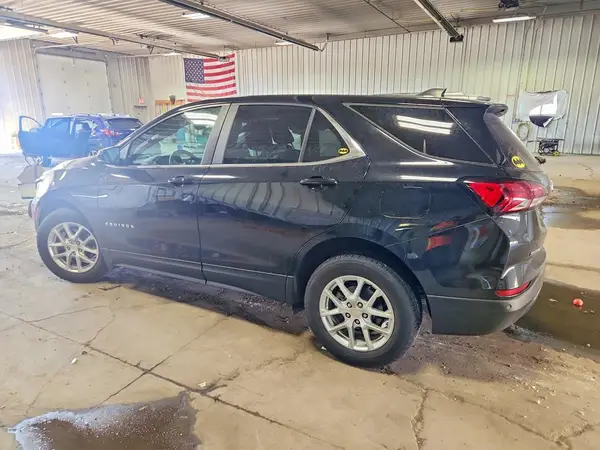 3GNAXUEV6NL177410 2022 CHEVROLET EQUINOX - Image 2