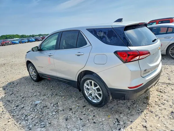 3GNAXUEV6NL219249 2022 CHEVROLET EQUINOX - Image 2