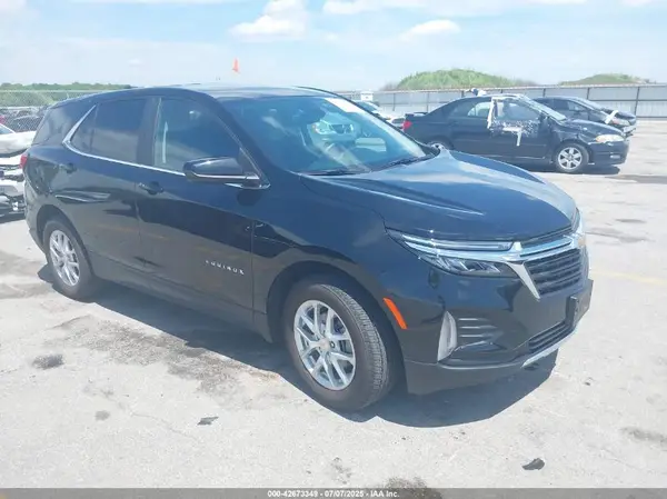 3GNAXUEV6NL260173 2022 CHEVROLET EQUINOX - Image 1
