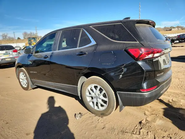 3GNAXUEV6NL262571 2022 CHEVROLET EQUINOX - Image 2
