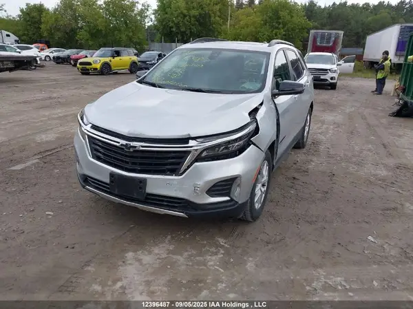 3GNAXUEV6NL266992 2022 CHEVROLET EQUINOX - Image 2