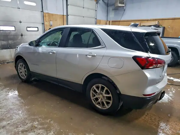 3GNAXUEV6NL275479 2022 CHEVROLET EQUINOX - Image 2