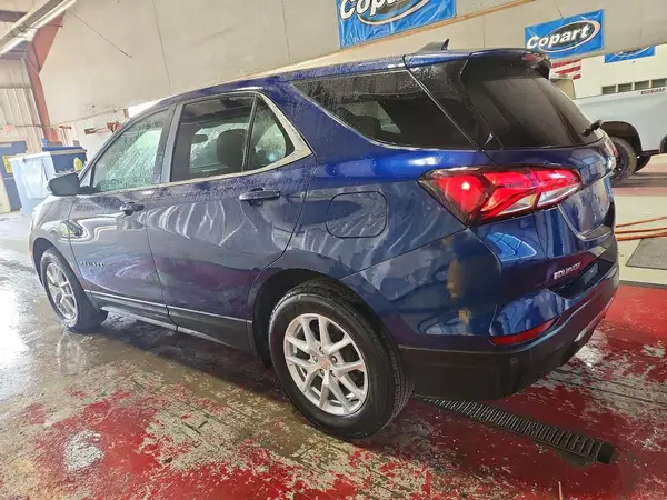 3GNAXUEV6NL288832 2022 CHEVROLET EQUINOX - Image 2