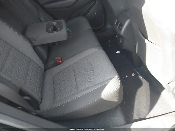 3GNAXUEV6NL309422 2022 CHEVROLET EQUINOX - Image 8