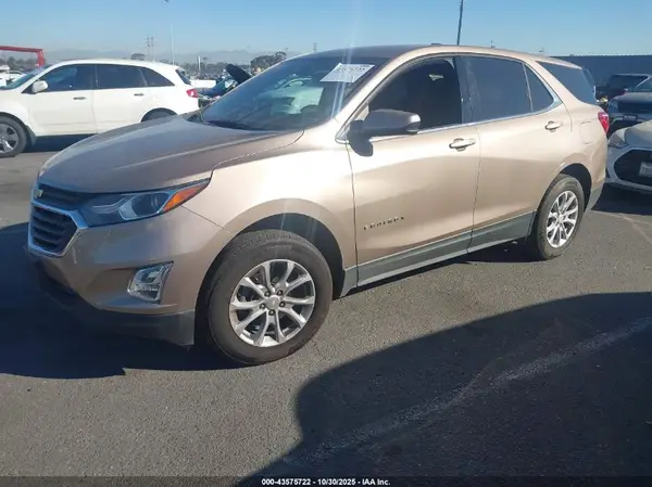 3GNAXUEV7KL112125 2019 CHEVROLET EQUINOX - Image 2
